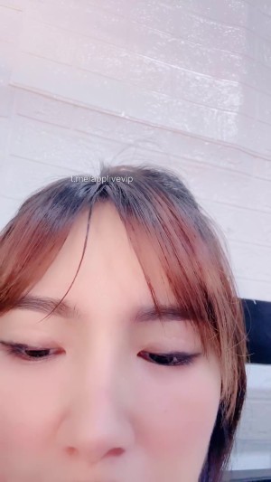 Ngọc Thảo 2k ngồi mân mê mu con rùa cận cảnh siêu nét – live NGOCTHAO