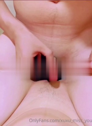 only Quạt leak clip vợ chồng Hằng Nguyễn – hot nhất hôm nay