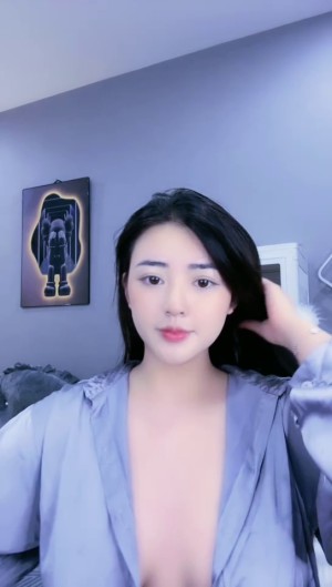 Vy baby, da trắng vú to tại MMlive nhé anh em – cliphotvietnam