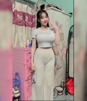 Clip Ngọc Nhi thánh nữ vú to HR của LG disney nhảy khiêu dâm – Ngọc Nhi LG