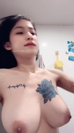 Bảo Trân 2k4 banh háng xoa mép bím hồng cực nứng – Huynhbaotran lộ clip sex