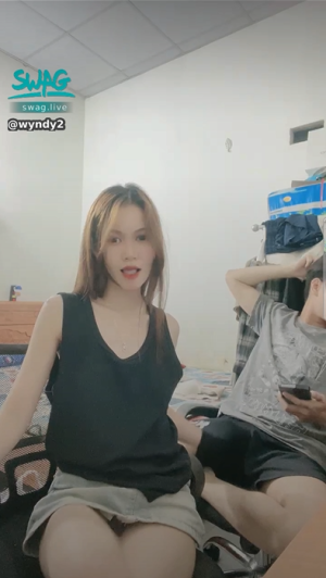 Windy Thảo đưa trai về phòng rồi lên Swag gạ kèo khóa kim cương – SWAG live